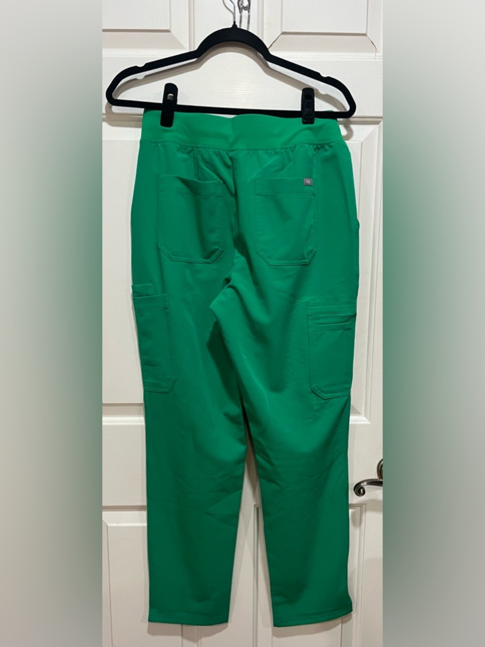 Figs Women's Emerald Green Yola Style Scrub Pants - Picture 2 of 2